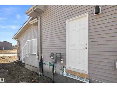 1044 CRISTALL CR SW photo 40