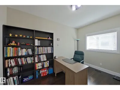 5512 64 ST photo 17