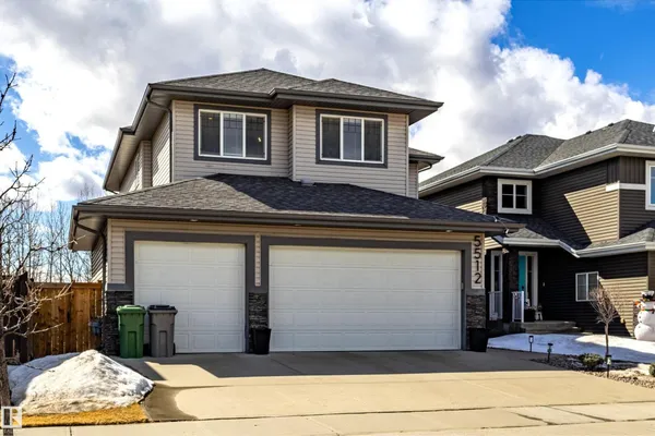 5512 64 ST photo 2