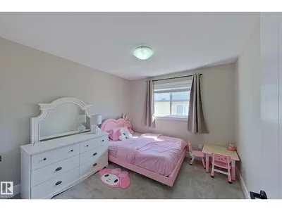 5512 64 ST photo 29