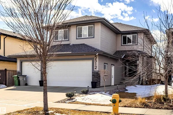 5512 64 ST photo 3