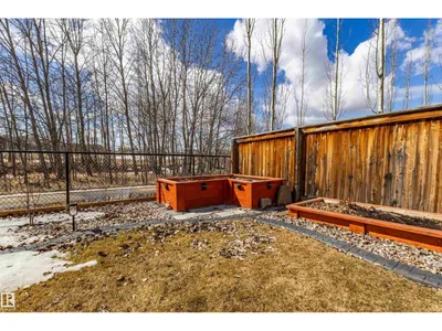 5512 64 ST photo 52