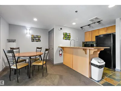 #301 530 HOOKE RD NW photo 33