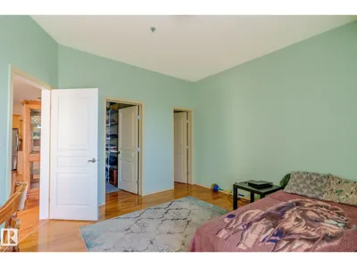 #449 4827 104A ST NW photo 16