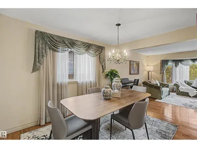11617 26 AV NW photo 20