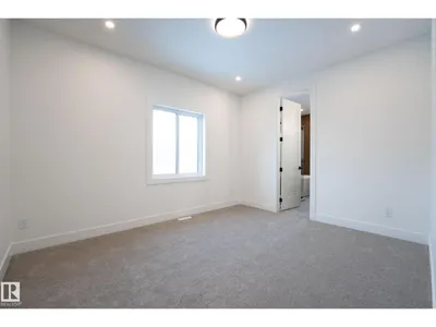 5820 110 ST NW photo 40