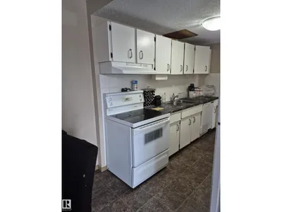 4 AMBERLY CT NW photo 11