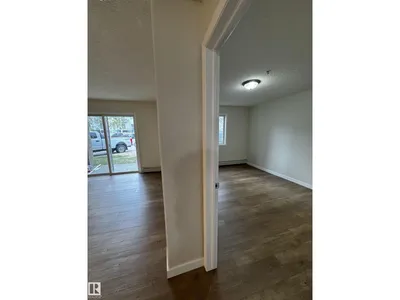 #136 16221 95 ST NW photo 18