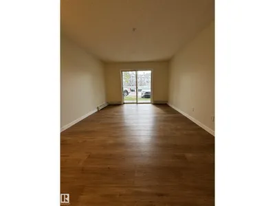 #136 16221 95 ST NW photo 15