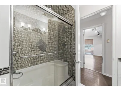 25750 18 ST NW photo 44