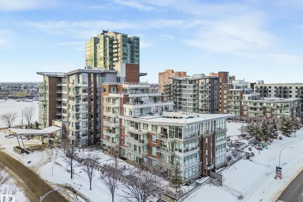 2606 109 ST NW photo 3