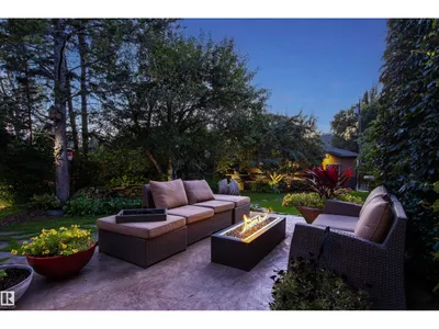9010 120 ST NW photo 40