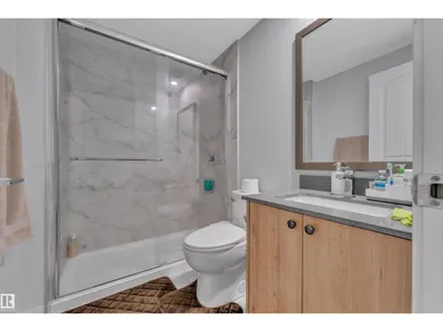 6159 12 AV SW photo 27