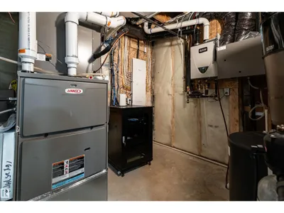 16511 8 ST NE photo 61