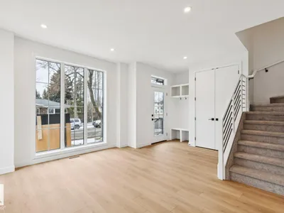 14816 93 AV NW photo 6
