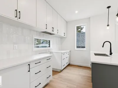 14816 93 AV NW photo 12