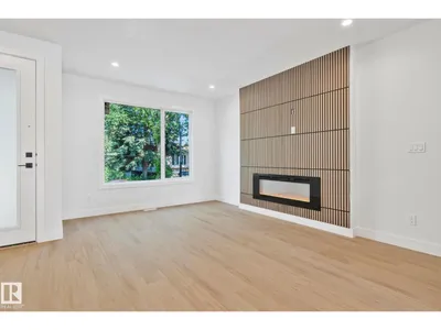 11140 126 ST E NW photo 4