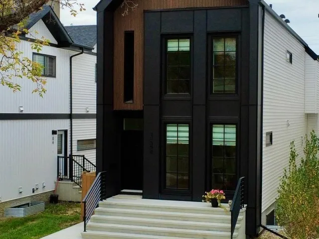 11308 128 ST NW, Edmonton