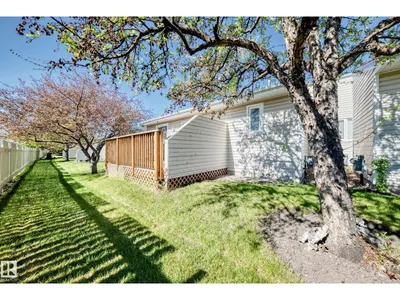 4815 32 AV NW photo 38