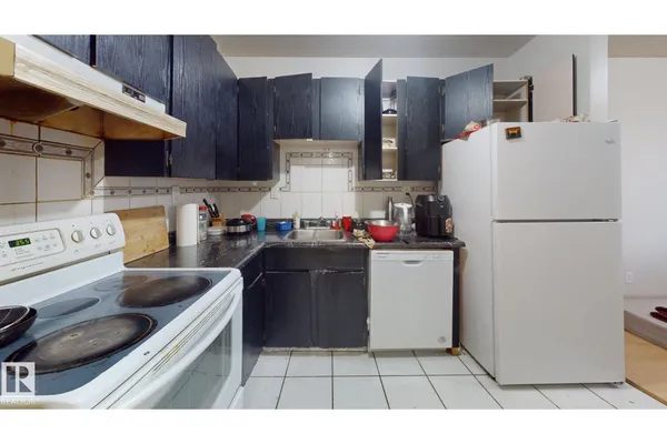 #402 2624 MILLWOODS EAST RD E NW photo 2