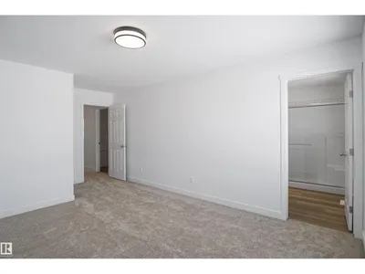 6327 175 AV NW photo 16