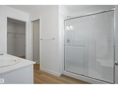 6327 175 AV NW photo 17