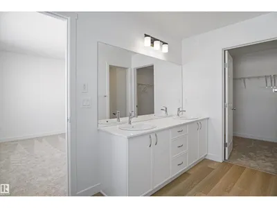 6327 175 AV NW photo 18