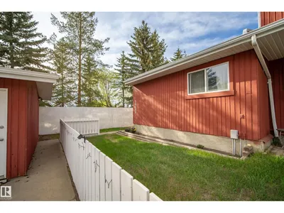 10688 Beaumaris RD NW photo 51