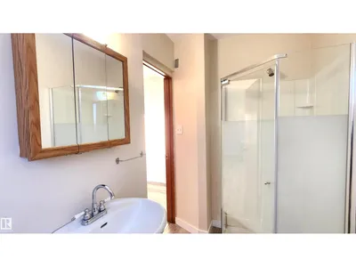 4709 106 ST NW photo 24