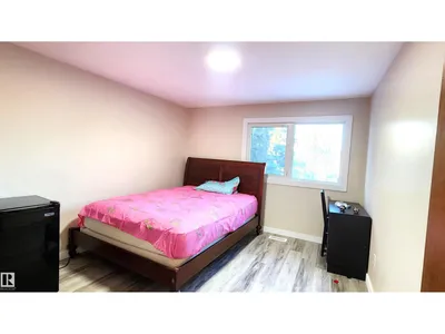4709 106 ST NW photo 31