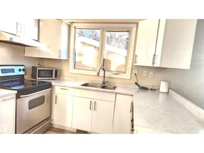 4709 106 ST NW photo 4
