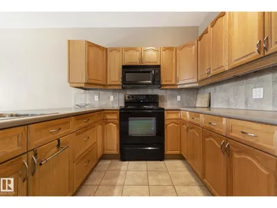 #430 160 MAGRATH RD NW photo 27