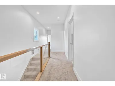 11138 126 ST E NW photo 23