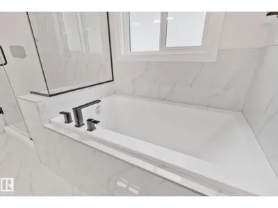 11138 126 ST E NW photo 21