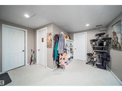 6403 132 ST NW photo 53