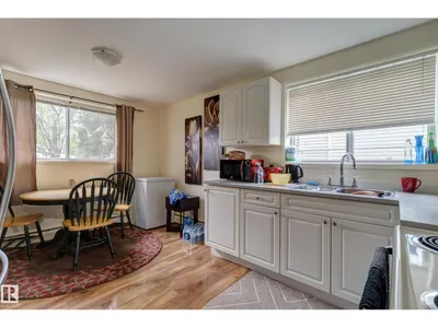 9749 88 AV NW photo 5