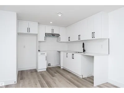 9624 86 ST NW photo 59