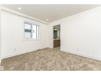 9624 86 ST NW photo 43