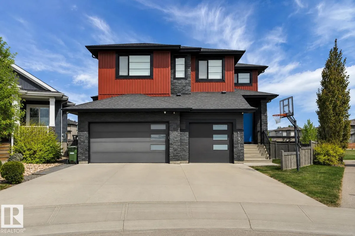 136 KIRPATRICK CR exterior