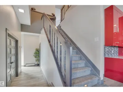 136 KIRPATRICK CR photo 25