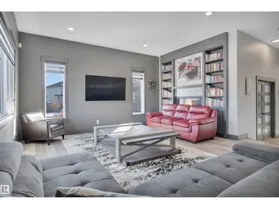 136 KIRPATRICK CR photo 9