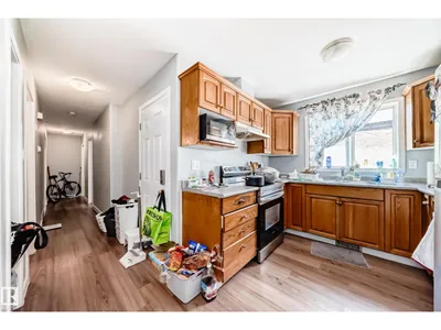 10017 153 ST NW photo 53