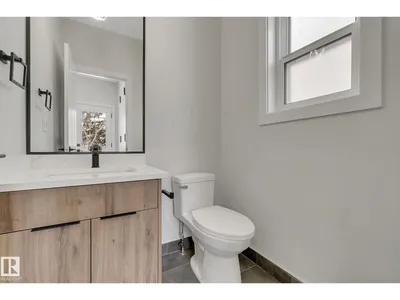 11132 72 AV NW photo 13