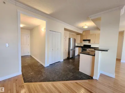 #603 9707 105 ST NW photo 10