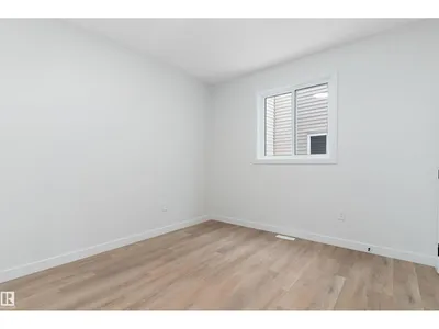 5 AXELWOOD CR photo 21