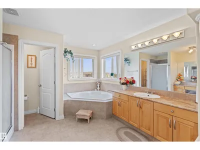 7622 168A AV NW photo 26