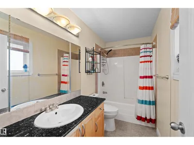 7622 168A AV NW photo 32