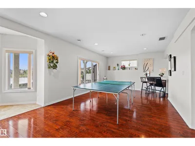 7622 168A AV NW photo 34