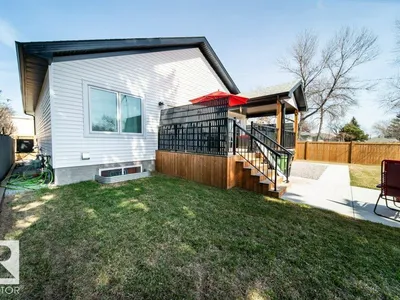 11303 111 AV NW photo 53