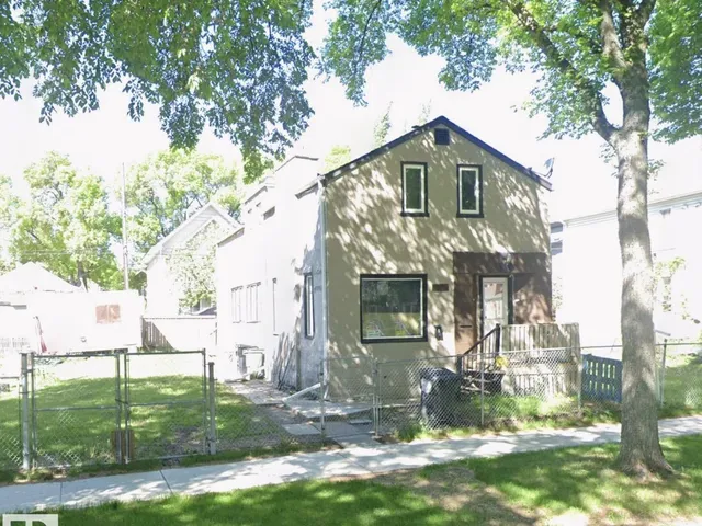 10852 92 ST NW, Edmonton